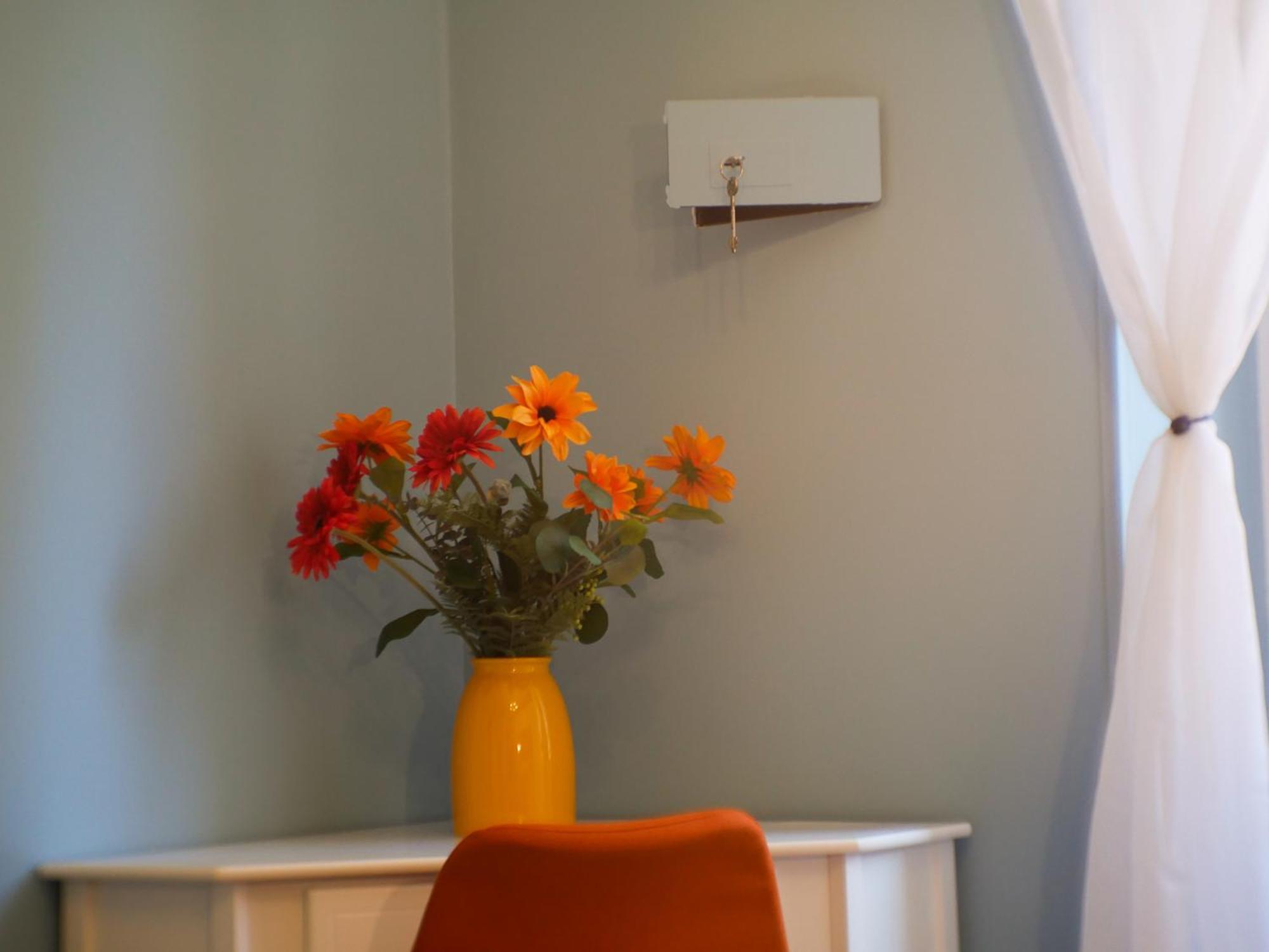 Chic Modern 2-Bedroom Near Metro Róma Kültér fotó