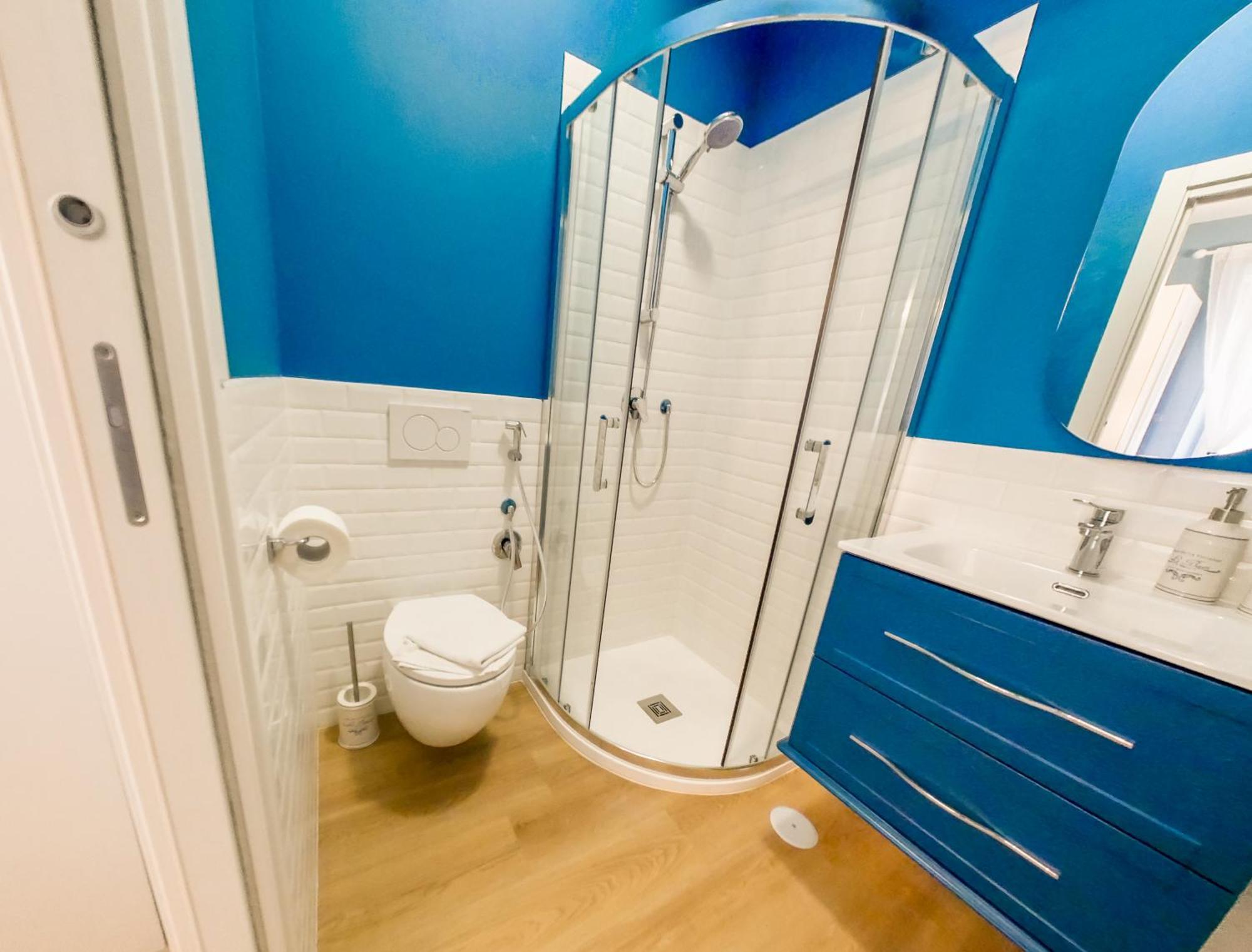 Chic Modern 2-Bedroom Near Metro Róma Kültér fotó